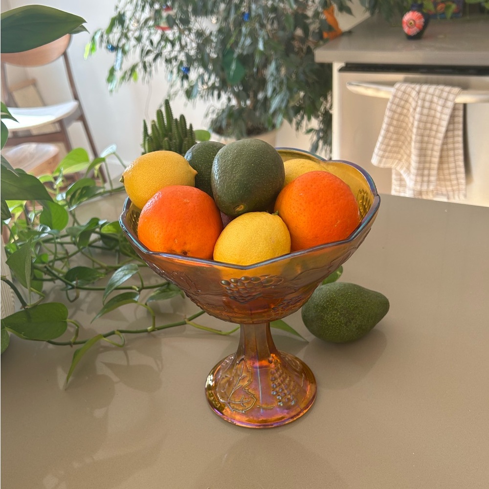 Vintage Carnival glass fruit bowl